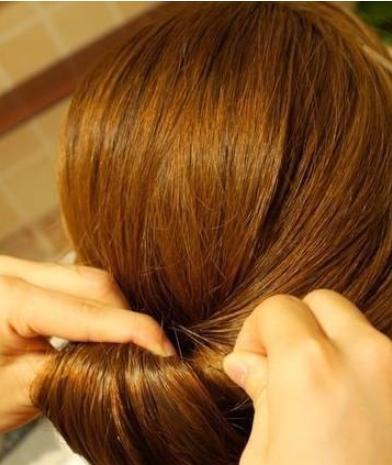 网红大夹子夹头发教程 今日吃瓜每日大赛,今日吃瓜，每日大赛发型新潮流